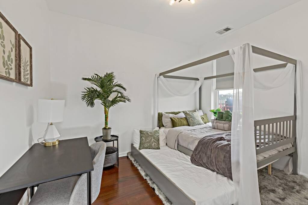 שיקגו The Penthouse, Lux Stay Near Downtown, Uofc & Lake מראה חיצוני תמונה