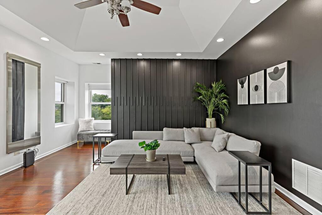 שיקגו The Penthouse, Lux Stay Near Downtown, Uofc & Lake מראה חיצוני תמונה